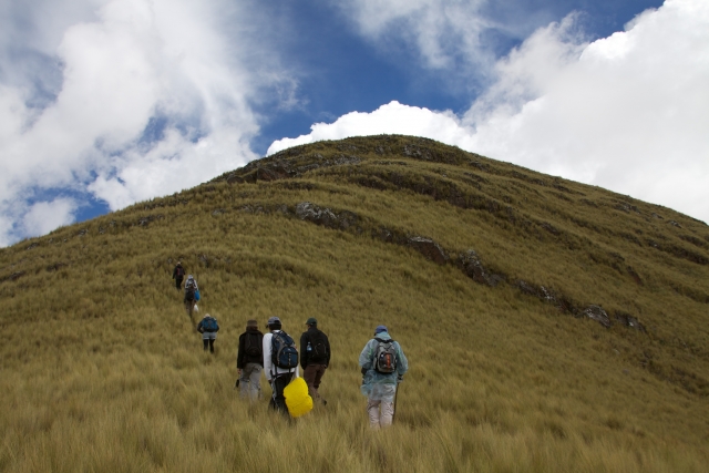  Trekking en los cerros 