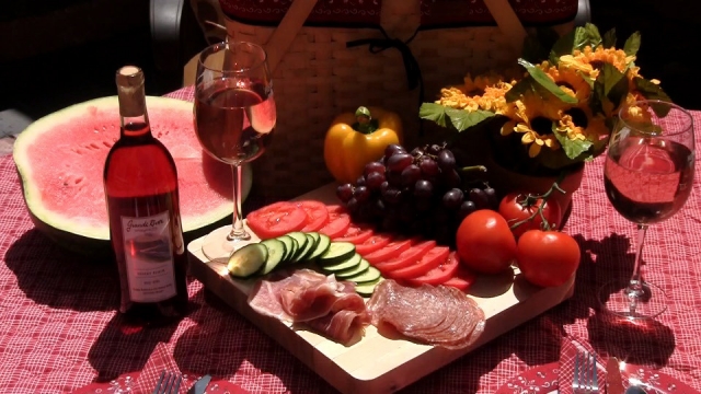  Curados carnes, verduras y vino