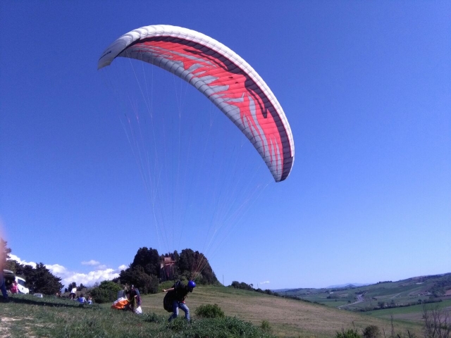  Parapenle en el Monle Bargilio 