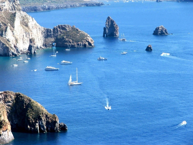  Vacaciones en velero Islas Eolias 