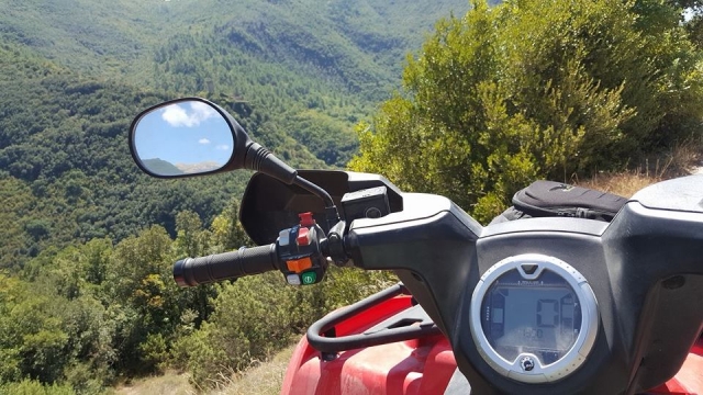  Manejando el cuatrimoto 