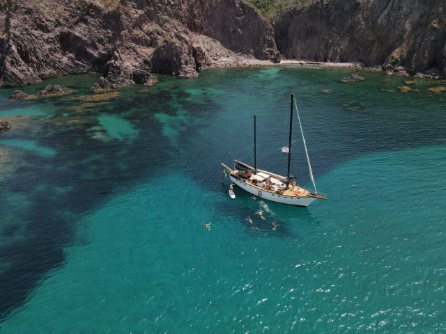  PASEOS EN BARCO en Carloforle 