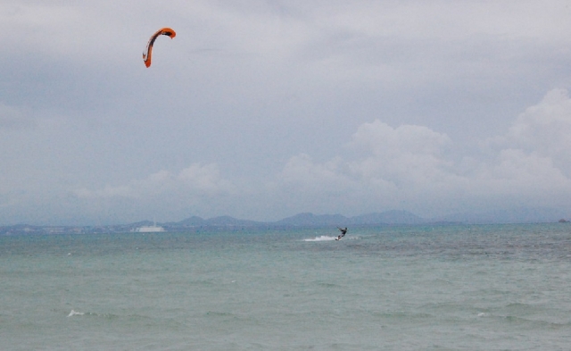  hacer kitesurf 