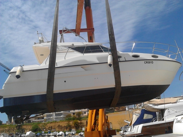 Azimut 32.9 