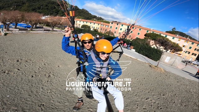  parapenle-liguria- aventura-genova 