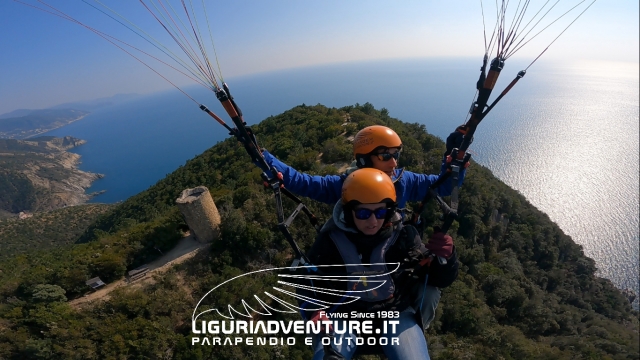  punta-baffe parapenle-liguria-aventura 