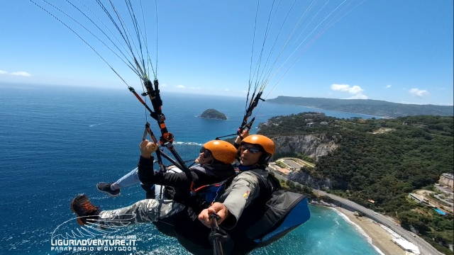  parapenle liguria aventura bergeggi 