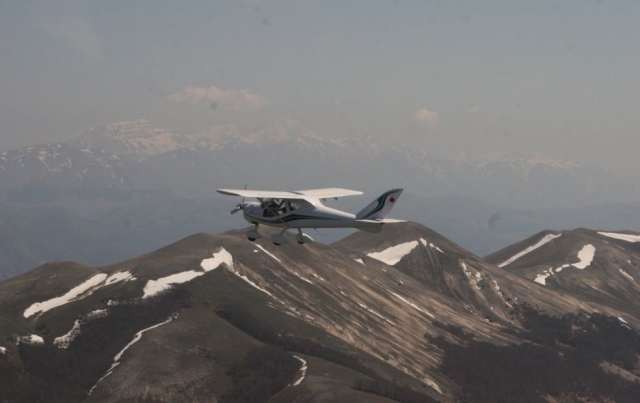  Avión 