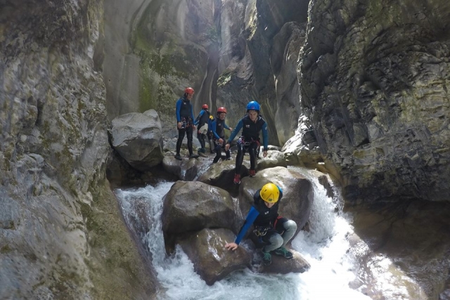  descenso por rocas 