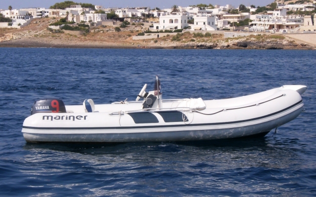  dinghy-mariner-40-hp-5-seaters-3-piccola-nautica-noleggio-barche.jpg 