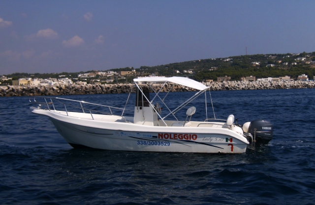  Nuestros barcos 