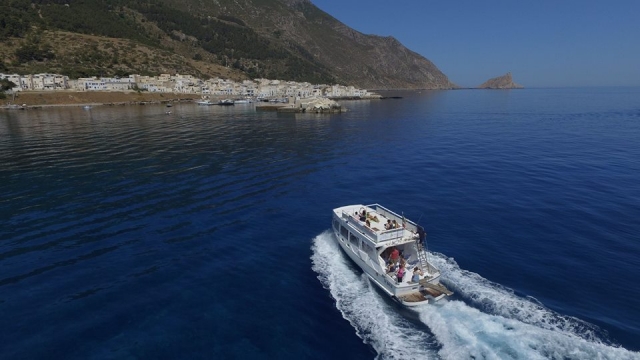  Nuestros barcos únicos 