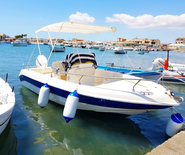  Nuestros barcos 
