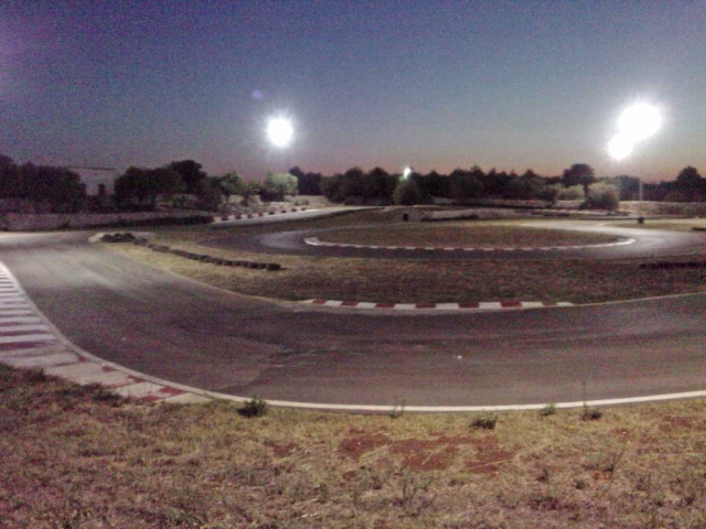  Nuestra pista nocturna 