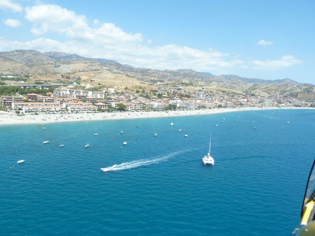  Volando sobre el mar de Calabria 