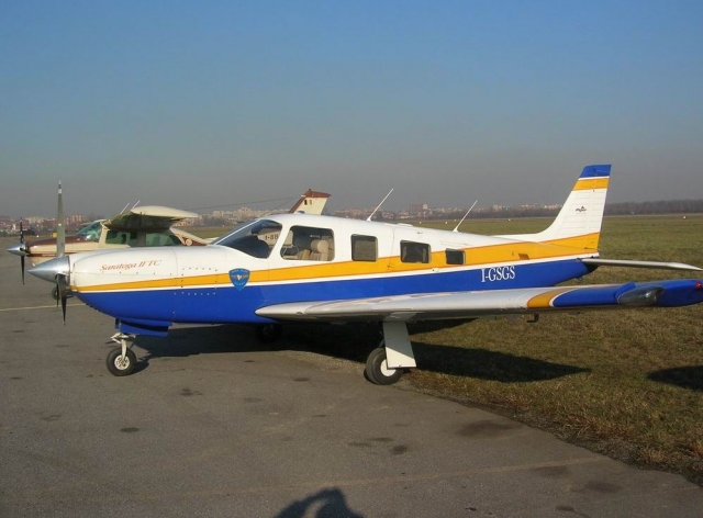  Uno de nuestros aviones 