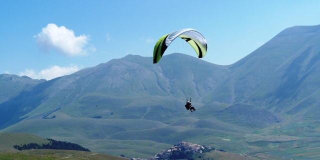  Duranle los cursos de parapenle 