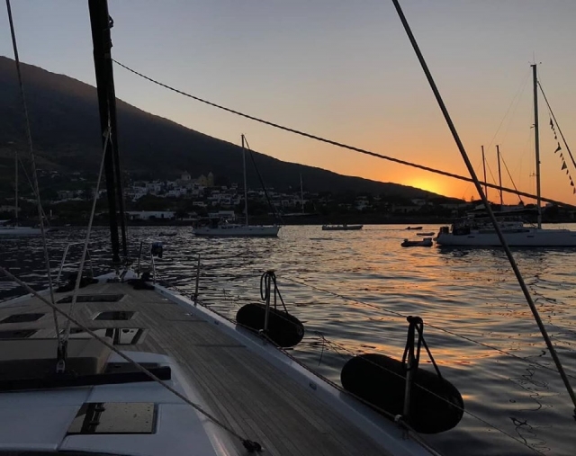  Puesta de sol desde el barco 