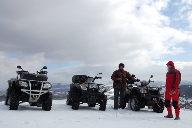 Cuatrimotos en la nieve 
