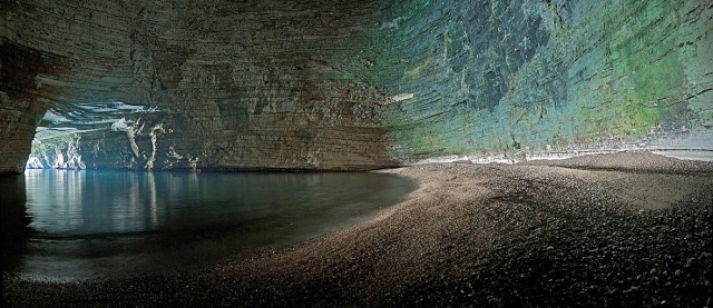  Una de las cueva más sugerentes para visitar con nosotros en la costa del Gargano 