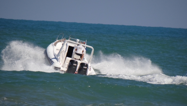  Uno de nuestros barcos en acción 