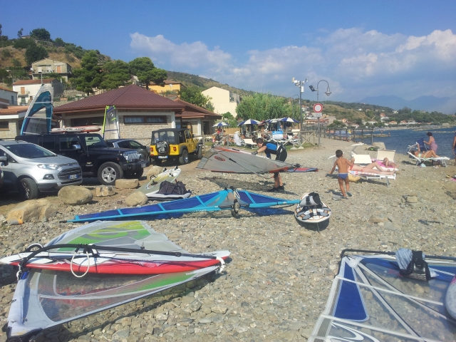 Windsurf en la playa 