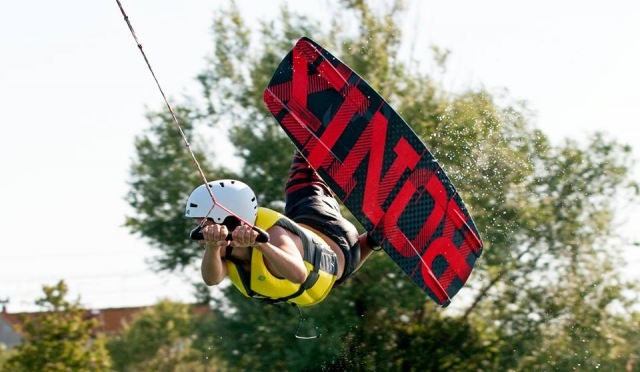 wakeboard con cable 