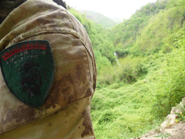  Insignia del club en el uniforme de un jugador 