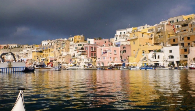  Vista desde el mar con Kayak 