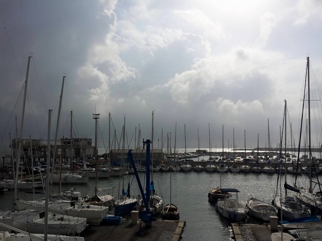  Barcos en el puerto 