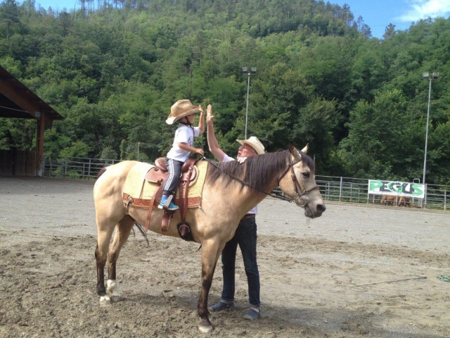  equitazione.jpg 