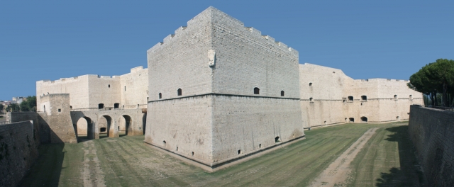  Visitas al castillo de Barletta 