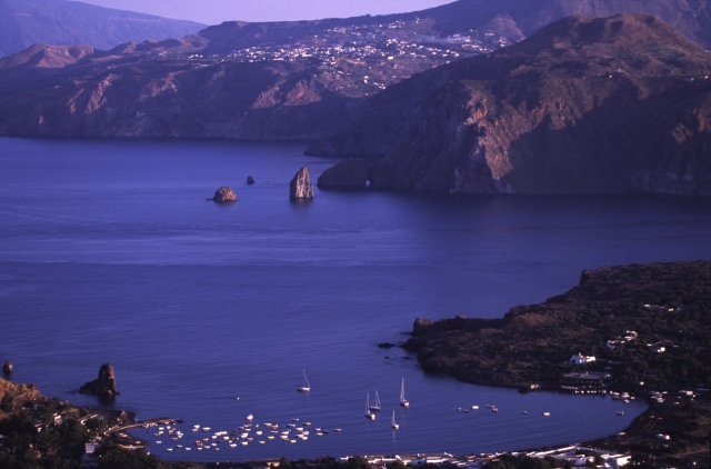  Vistas del puerto de Tropea 