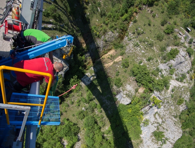  Instructores en el puenle 