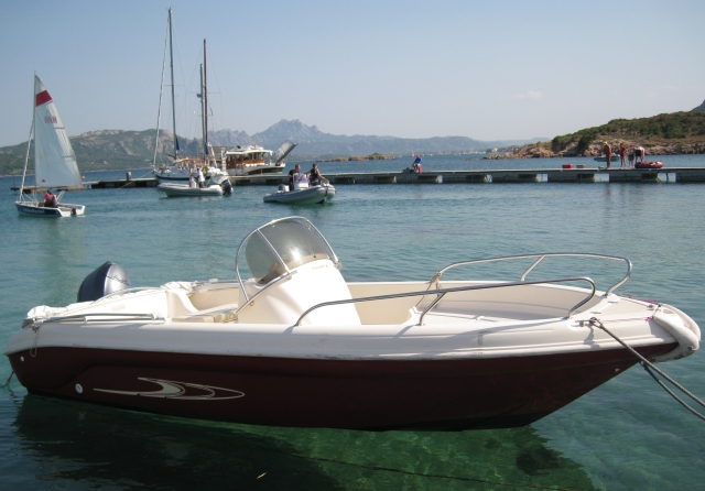  Barco privado para la familia 