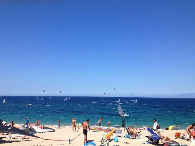  Muchas velas y mucho viento 