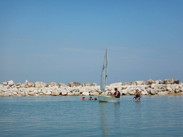  Con nuestros monitores al costado 