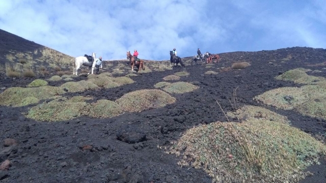 cabalgamarras por el Etna