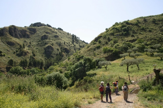 Trekking por los hermosos senderos sicilianos