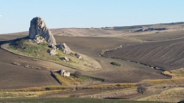  Geositio de Petra Longa 