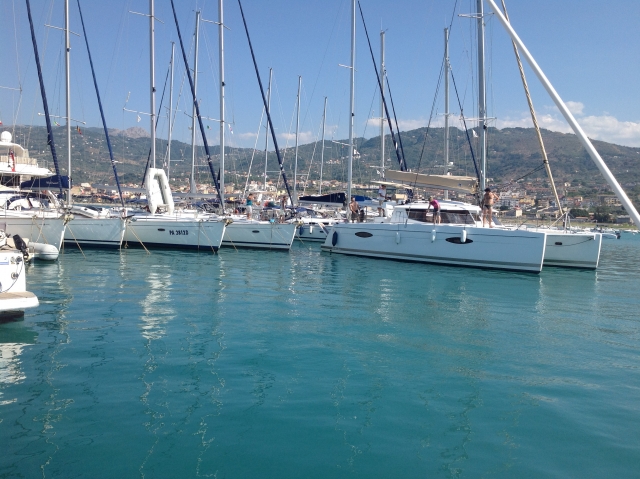  Nuestros barcos 