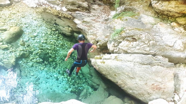 Un chapuzón en el arroyo