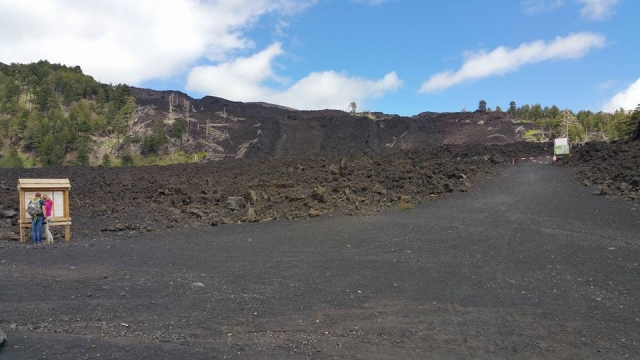  Empiezan el viaje en Etna 