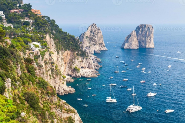 Vista de la Isla de Capri.
