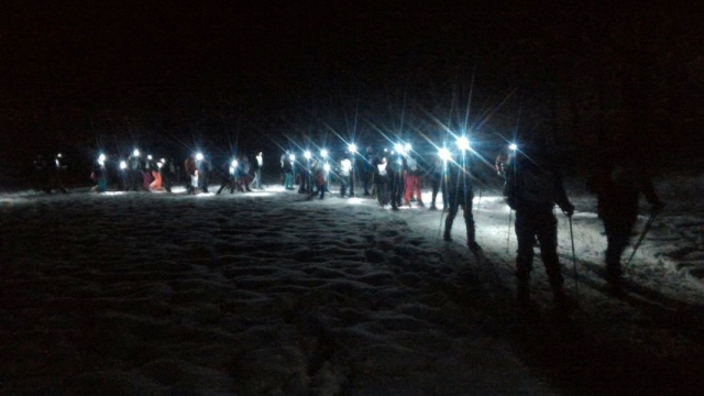  Todos en fila y luz al frenle 