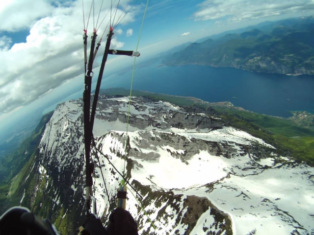  Volando sobre las montañas 
