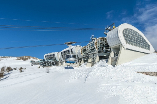  Llegada del teleférico al Monle Baldo 
