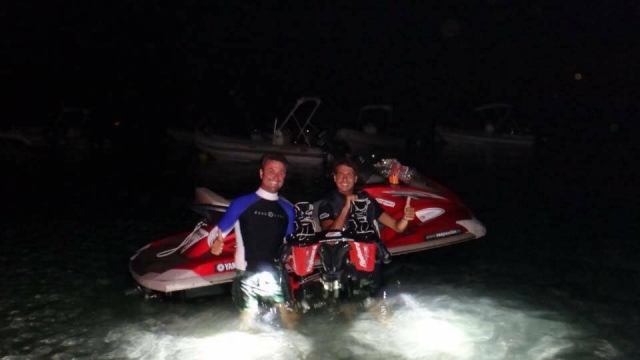  Flyboard nocturno