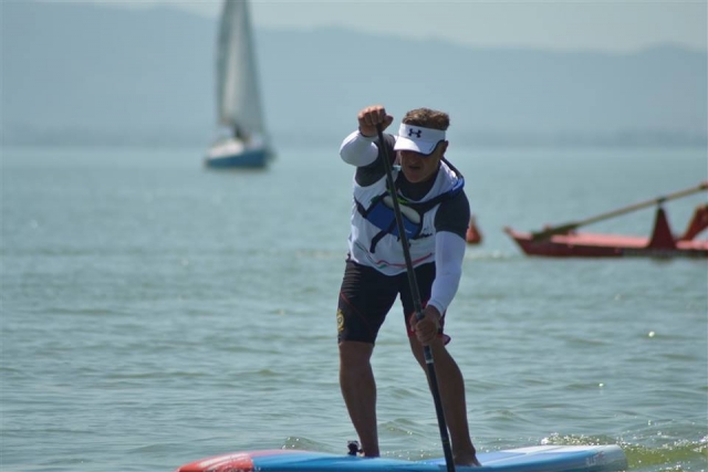  Paddle board 