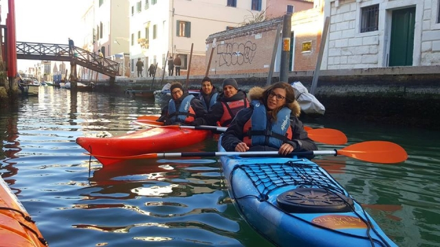  Excursión en grupo en kayak 